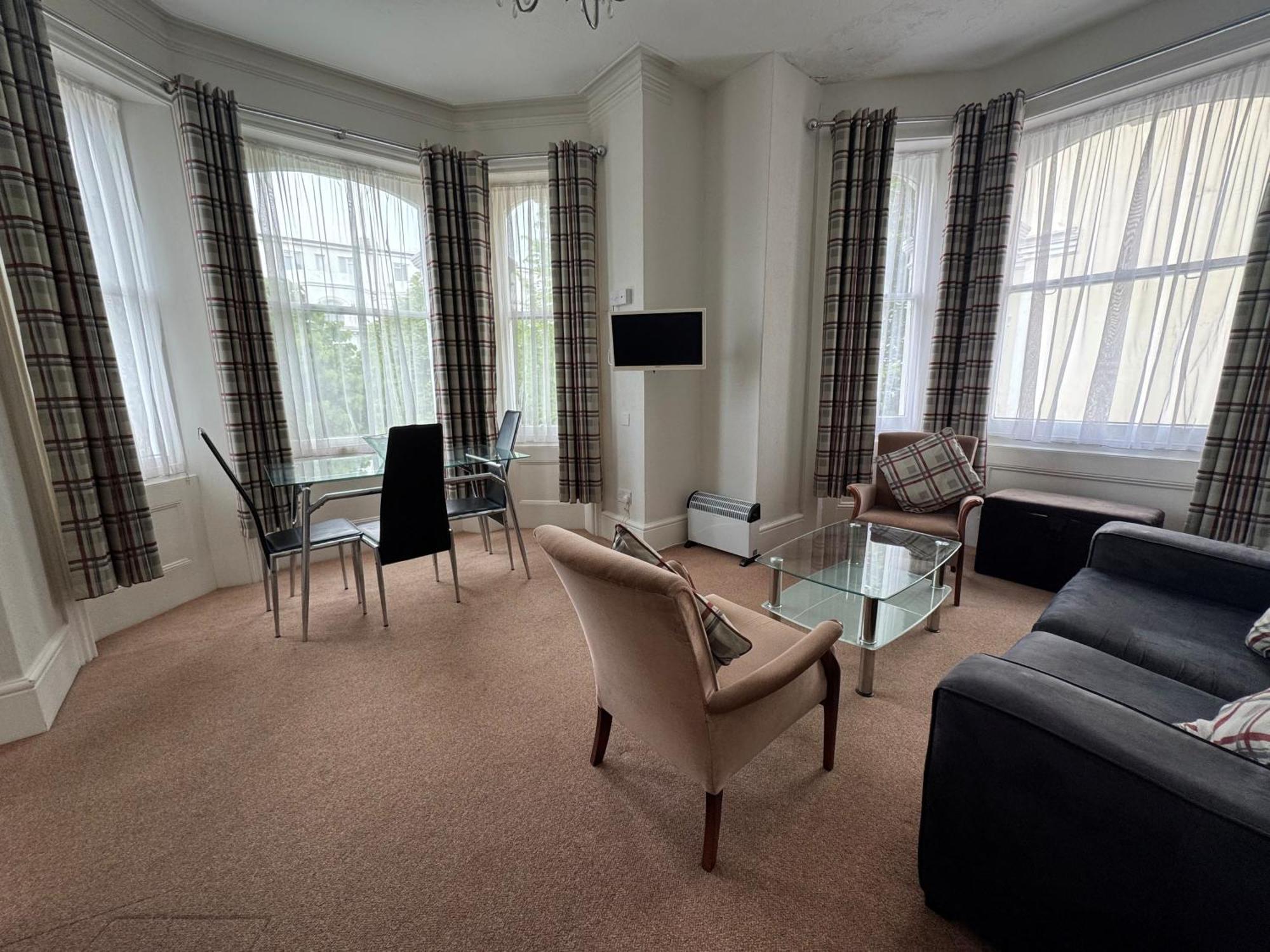 Devonshire House Holiday Flats Tournoi d'Tournoi d'Eastbourne Extérieur photo