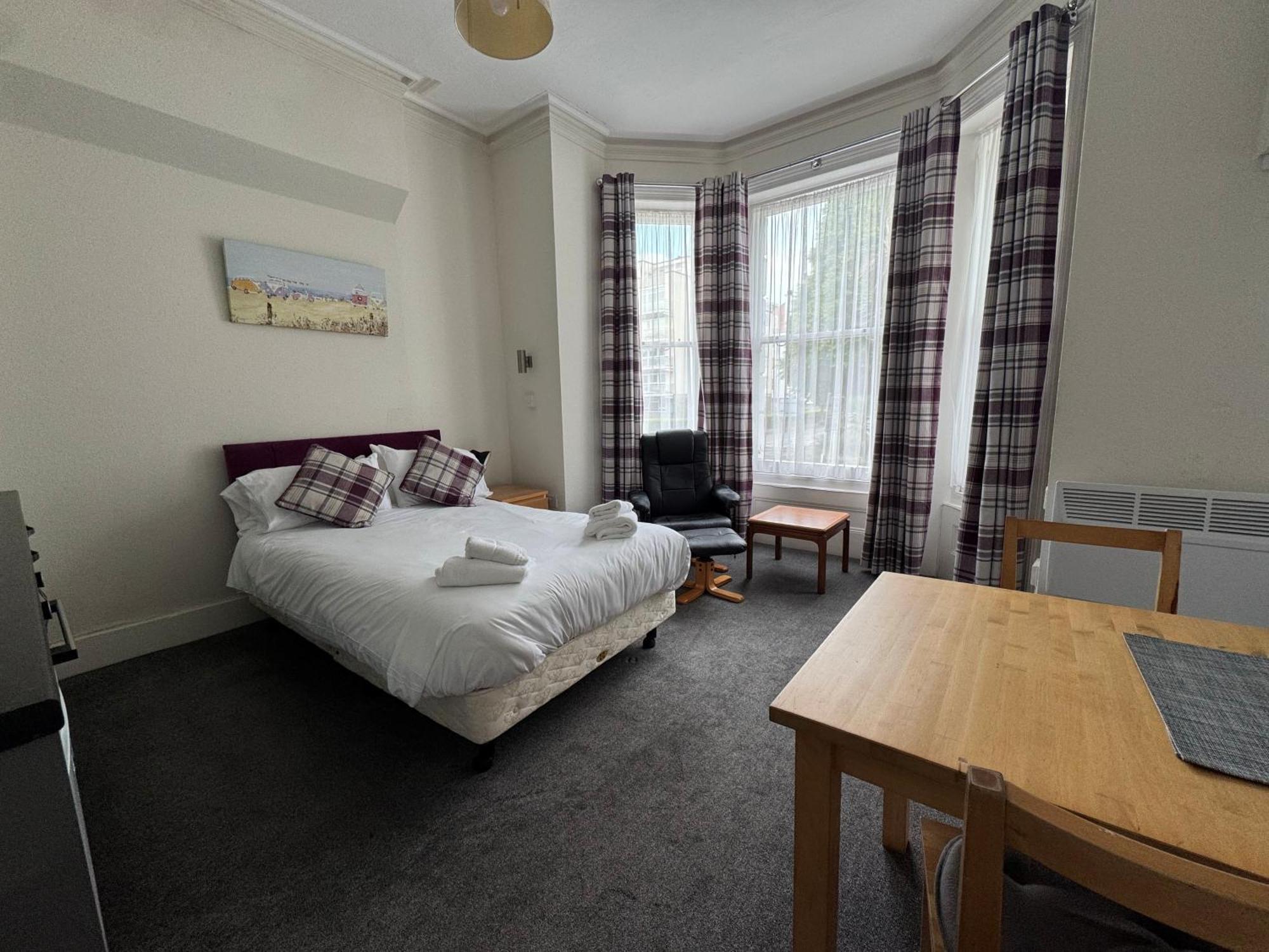 Devonshire House Holiday Flats Tournoi d'Tournoi d'Eastbourne Extérieur photo